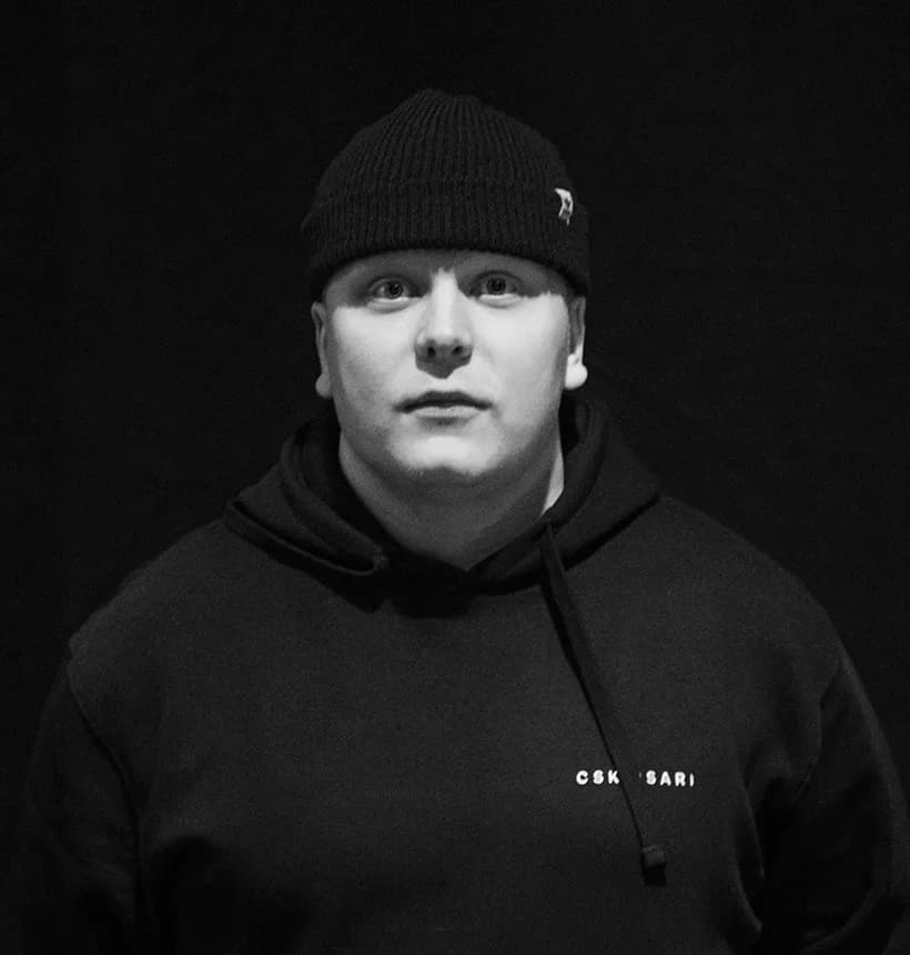 Eetu Mäkinen, CSKeisarin asiakaspalvelija